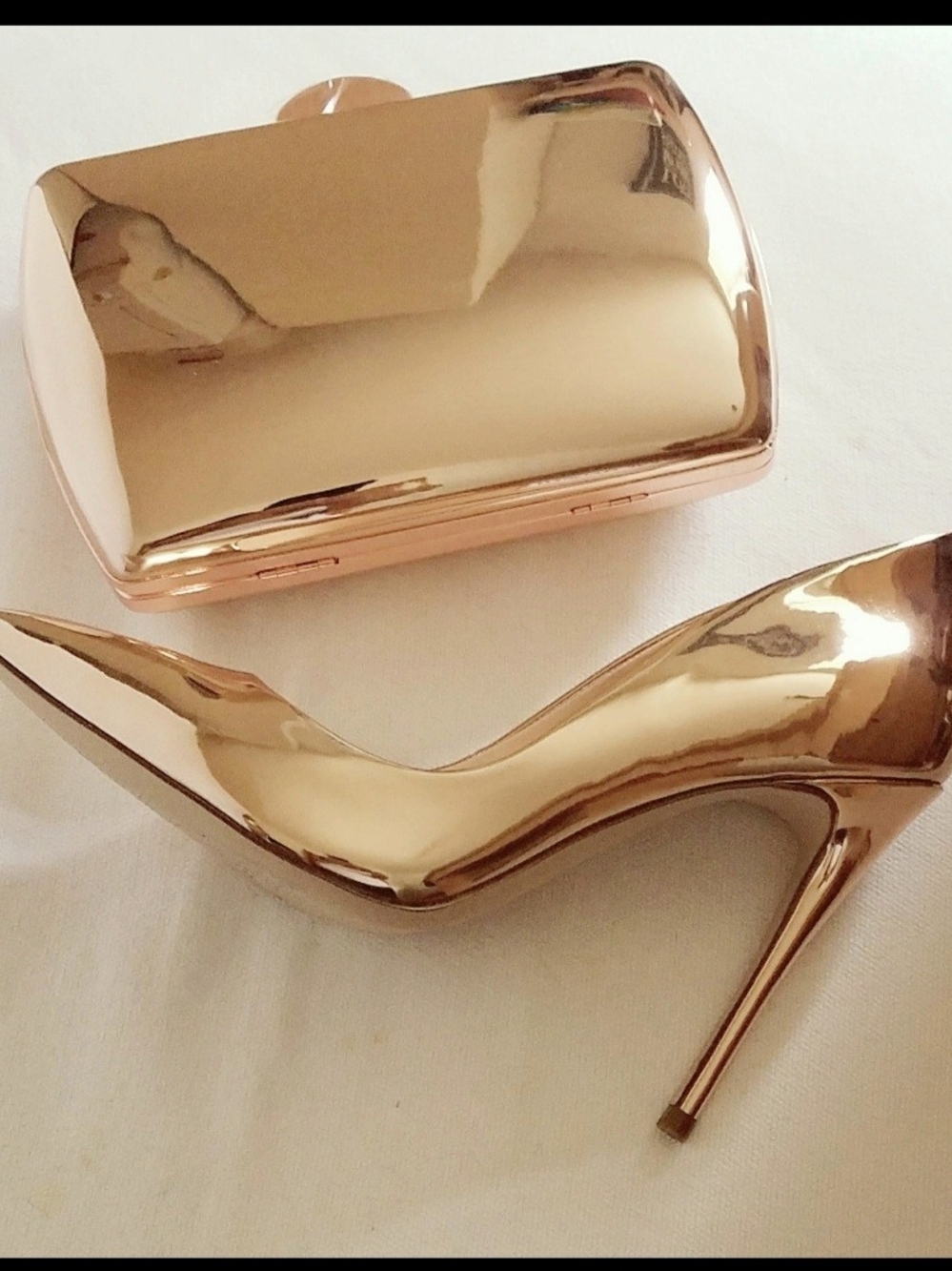 Steve Madden Metallic Rose Gold Bundle Stiletto Pump & Clutch